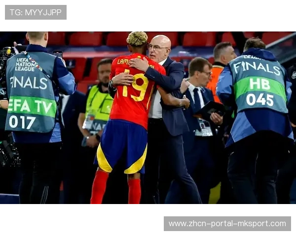 英超冠军争夺白热化,阿森纳领先优势扩大至4分 英超冠军争夺白热化,阿森纳领先优势扩大至4分