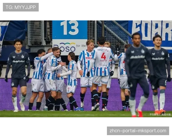 战报评述：纽卡斯尔联1-1战平热刺，争议点球未判引发赛后讨论